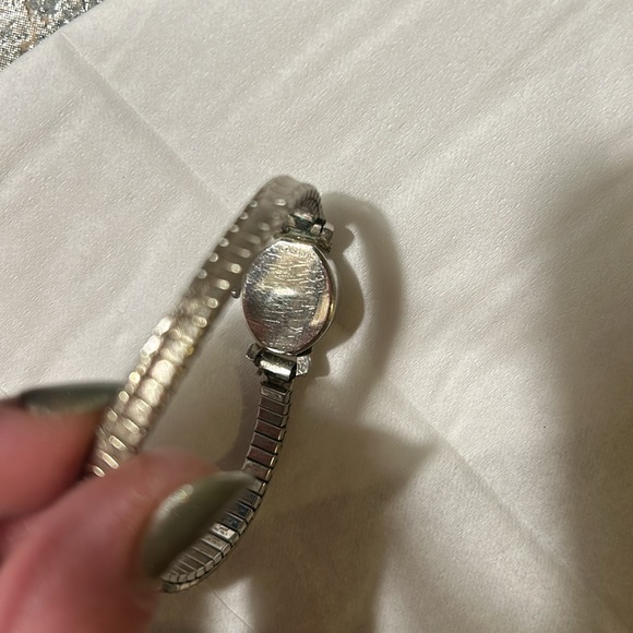 WITTNAUER Women’s Vintage 10K Gold Filled Manual Winding Watch - Picture 6 of 6